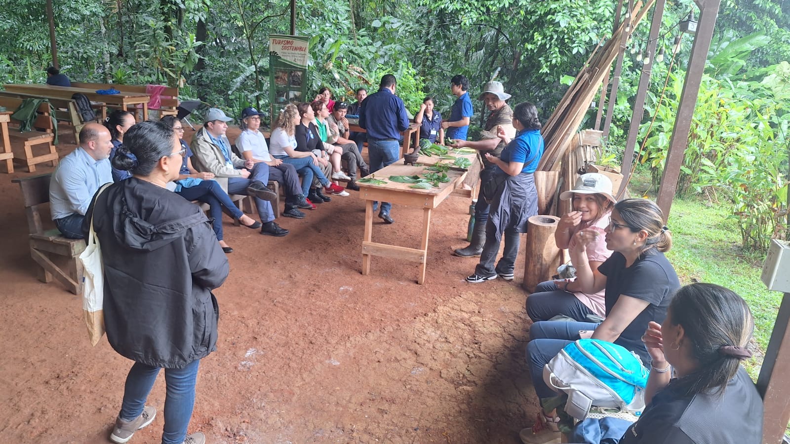 Foto grupal KOM Costa Rica